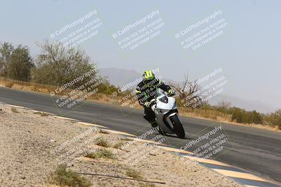 media/Mar-28-2022-Superbike Trackdays (Mon) [[b8603d0f67]]/Open Track Time/Turn 3 Inside/